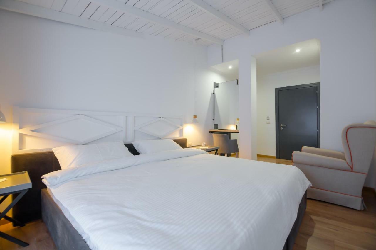 Barba Boutique Hotel Korce Eksteriør billede