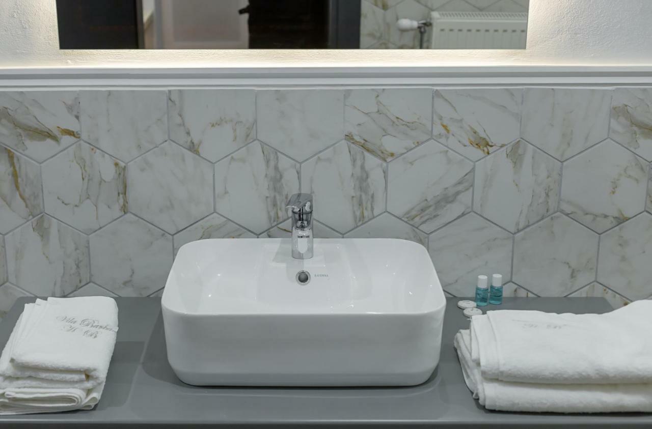 Barba Boutique Hotel Korce Eksteriør billede